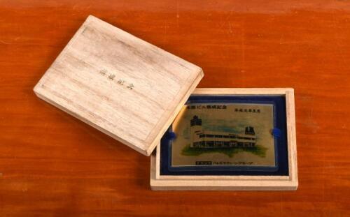 GOLD: A Mitsubishi material FINE GOLD CARD 999 1g gold. Nakajima&nbsp;building image to one side