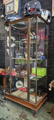 CABINET: A timber and brass, three shelf upright display case. Measures 198.5cm high, 92cm wide, 62cm deep