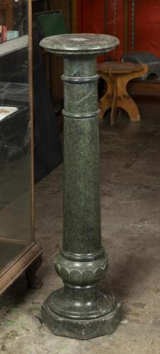 PEDESTAL: An antique green marble pedestal, 109cm high