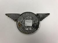 LIGHT CAR CLUB: A Light Car Club of Australia car badge - 2