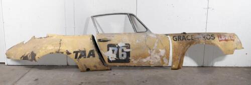 PORSCHE: A set of 'Right' side Porsche panels removed from John Harvey's #76 Porsche 911 race car
