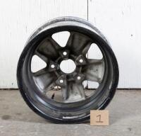 FUCHS: A set of Porsche 911 FUCHS wheels. 7 x 15 & 8 x 15 - 3