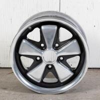 FUCHS 911 R: A 1970 deep dish FUCHS rear wheel 7 x 15