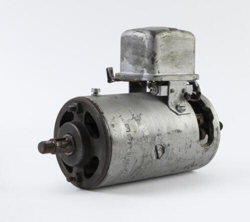 BOSCH GENERATOR: A Bosch 6V generator suited to Porsche part number LJ/REG180/6/2500 LS