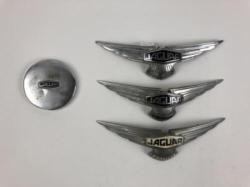 JAGUAR: Jaguar badges and cover for windscreen