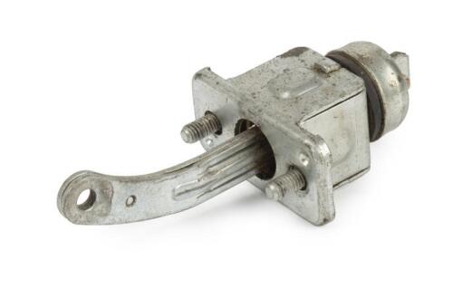 911: A check strap suited to early Porsche 911