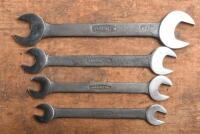 JAGUAR: A Jaguar MKII 1960s original and complete tool kit. Outstanding condition - 9