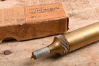 LUBRICATING GUN: A circa 1950s brass lubricating gun - 2