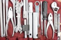 MERCEDES-BENZ: A 1980s original unused Mercedes-Benz complete tool kit - 3