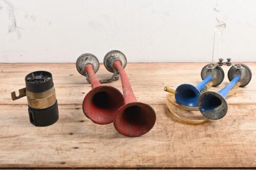 HORN: A FIAMM compressor and four trumpets