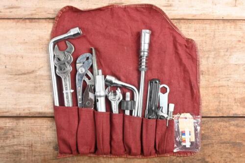 MERCEDES-BENZ: A 1980's original unused Mercedes-Benz complete tool kit