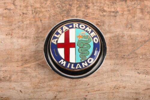 50J · HORN PUSH: A new single contact horn push button with Alfa Romeo badge affixed