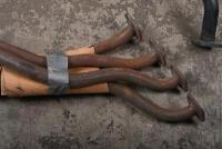 EXHAUST: Four two piece Alfa Romeo twin cam engine&nbsp;two piece exhaust manifolds. One pair made by Cmc Marmitte Italy 'AL25000' - 2
