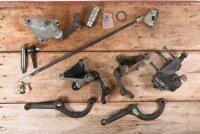 ALFA ROMEO: A group of assorted steering parts suited Alfa Romeo 105 series includes 1 steering box and 3&nbsp;steering box idler arms