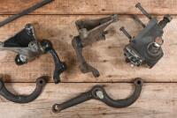 ALFA ROMEO: A group of assorted steering parts suited Alfa Romeo 105 series includes 1 steering box and 3&nbsp;steering box idler arms - 2