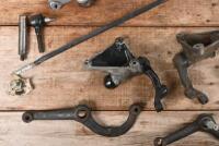 ALFA ROMEO: A group of assorted steering parts suited Alfa Romeo 105 series includes 1 steering box and 3&nbsp;steering box idler arms - 4
