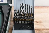 DRILL: A unused metabo SBE 660 240 V heavy duty drill & unused Sutton HIGH SPEED STEEL drill set (1/16 - 3/8 x 64ths) - 3