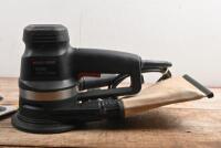 ORBITAL SANDER: A BLACK & DECKER BD 190E orbital sander - 2