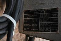SPOT WELDER: An Australian made 'LIQUID AIR AUSTRALIA' SAFELEC A1 spot welder - 2
