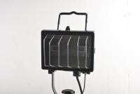 SPOTLIGHT: A 'ARLEC' work light on fully adjustable telescopic tripod - 2