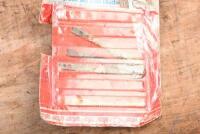 JIG SAW: A Black & Decker F.A. 10881 jig saw. With spare blades - 3