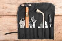 CAR TOOL KIT: A unused complete car tool kit roll