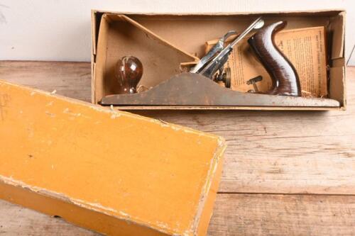 PLANE: A STANLEY 'Bailey Jack', No.5, size 355 x 50 mm plane