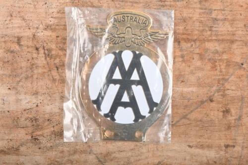 AUTOMOBILE ASSOCIATION: An enamel on brass Automobile Association of Australia grille badge