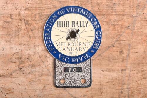 HUB RALLY: A 1972 Melbourne Hub Rally 'Federation of Vintage Car Club Victoria. Div.n' grille badge, entrant number '70'.