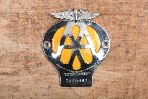 AUTOMOBILE ASSOCIATION: A Automobile Association of London grille badge, Member number ' 6A35997'