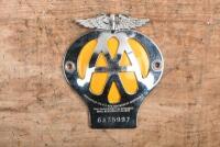 AUTOMOBILE ASSOCIATION: A Automobile Association of London grille badge, Member number ' 6A35997'