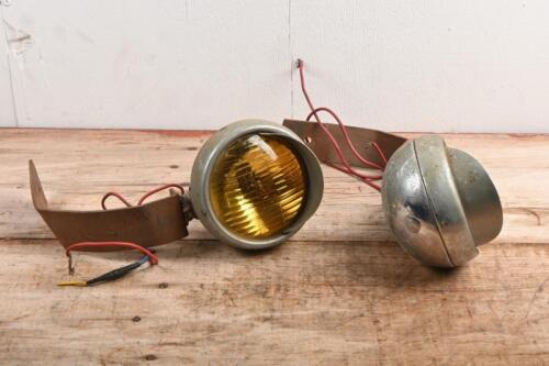 FOG LIGHTS: A pair of fog lights with GE amber lenses. Chrome surrounds and peaked rims