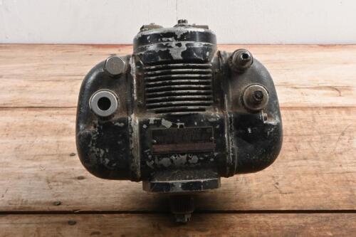 MAGNETO: A vintage BENDIX-SCINTILLA magneto