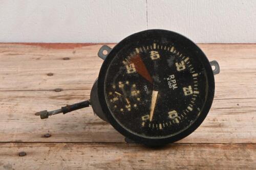 TACHOMETER: A SMITHS M.A tachometer with clock