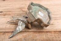 SWALLOW: A Standard Swallow cars showroom ashtray, later to become Jaguar. Original patina - 2