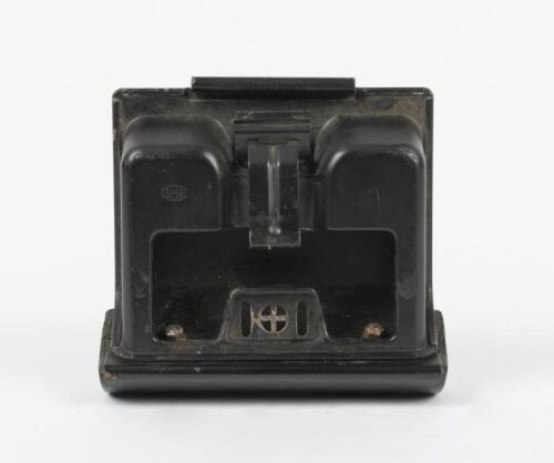 911: A Porsche 911 ashtray with cover