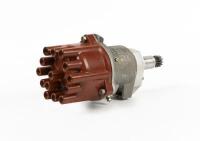 DISTRIBUTOR: A Bosch twin plug distributor believed to be from 3 litre RSR or 935, complete