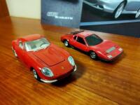 FERRARI: A collection of Ferrari literature and models - 2