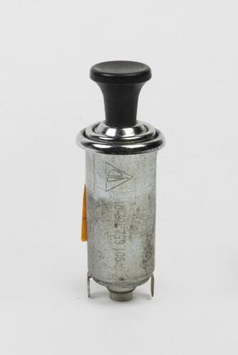 911: A 1970 Porsche 911 cigarette lighter (901 652 102.01)