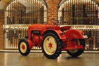 Porsche 108 Junior Tractor - Immaculately restored example - 33