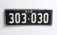 Six-digit Victorian Custom Numerical plates '303-030', sold with rights to display