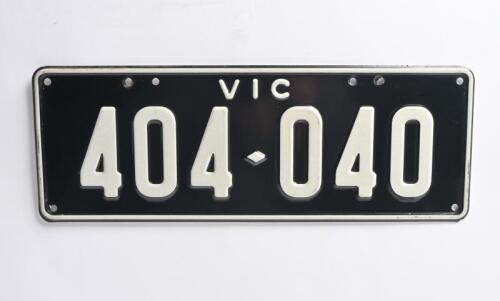 Six-digit Victorian Custom Numerical plates '404-040', sold with rights to display