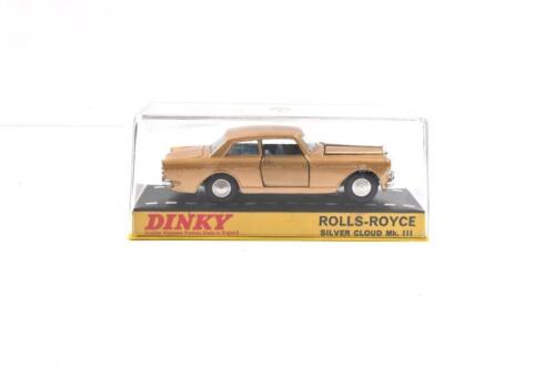 ROLLS-ROYCE: A Dinky No.127 Rolls Royce Silver Cloud Mk. III finished in light gold