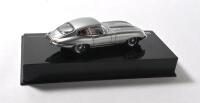 JAGUAR: A 1:43 scale JAGUAR E-TYPE 1963 by ixo MODELS (CLC180) - 5