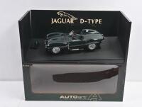 JAGUAR: A 1:18 scale AUTOart Jaguar D-Type Short Nose in British Racing Green (73561) - 2