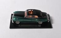 ROLLS-ROYCE: A ATC 1:43 scale Rolls-Royce Silver Cloud III Limousine 1962. Metallic green & black body - 3