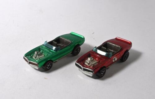 HOT WHEELS: Two 1970 Hot Wheels 'Redline' 'Light My Firebirds'. Red and Green