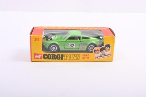 FORD: A Corgi Whizzwheels 316 Ford GT70