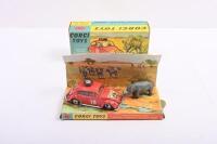 VOLKSWAGEN: A Corgi 256 Volkswagen 1200 (Beetle) - "East African Safari" set. Hard to find right hand drive configuration