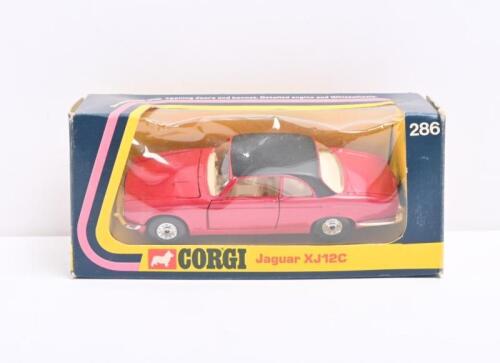 JAGUAR: A Corgi No.286 Jaguar XJ12C